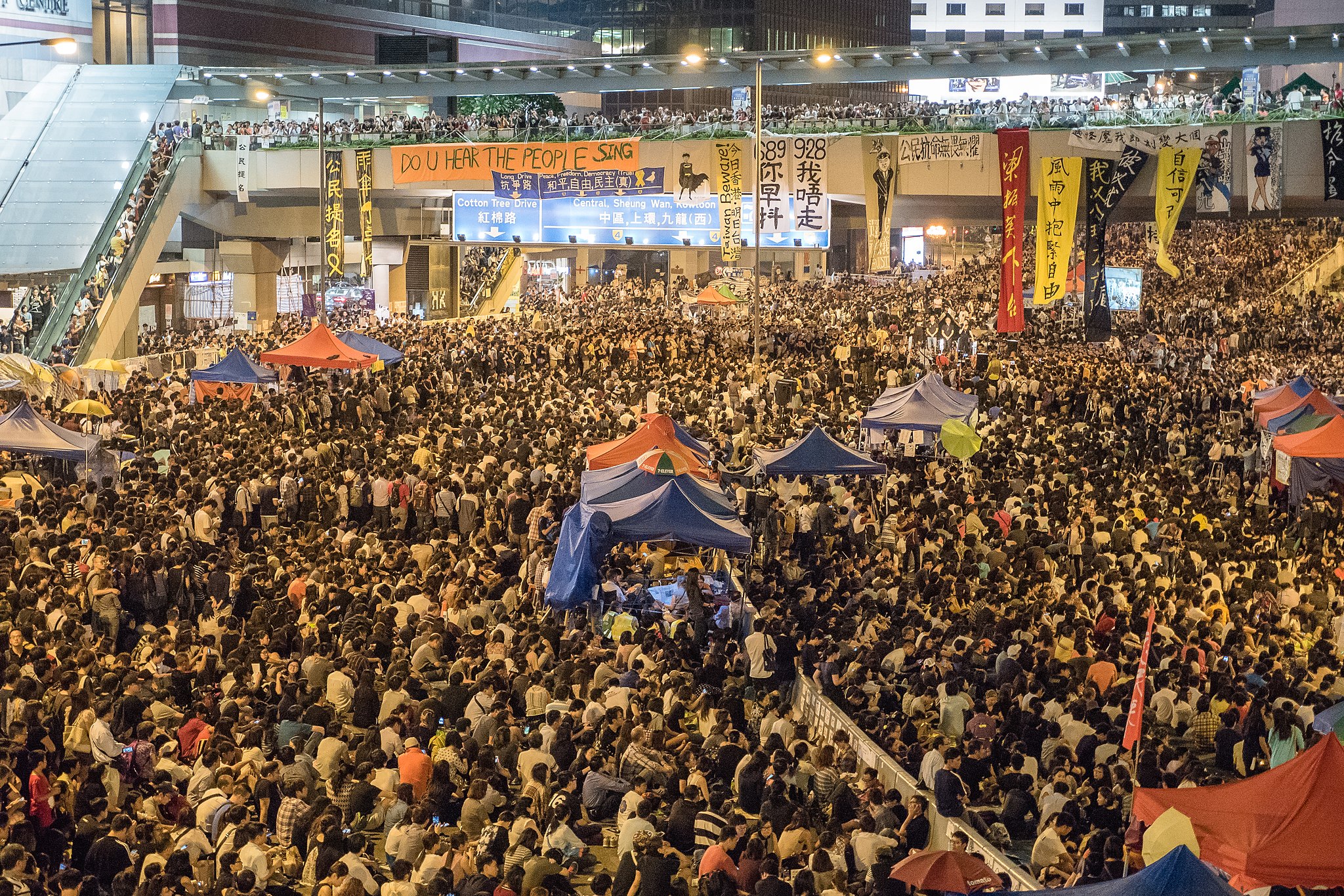 Hong_Kong_Umbrella_Revolution_-umbrellarevolution_-UmbrellaMovement_(15497442035)